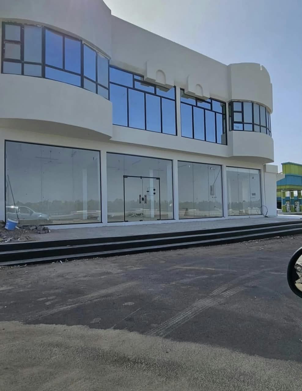 الواجهات الزجاجية 9