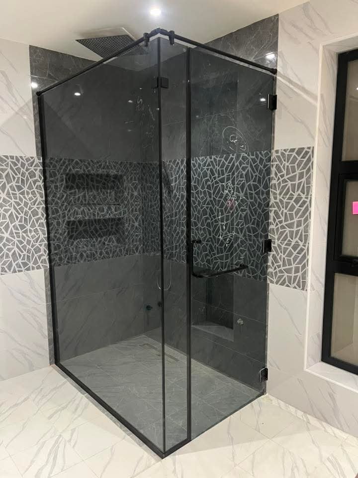 الشاورات الزجاجية 17